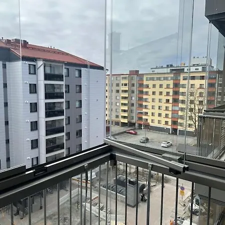 New In Great Location Apartment *