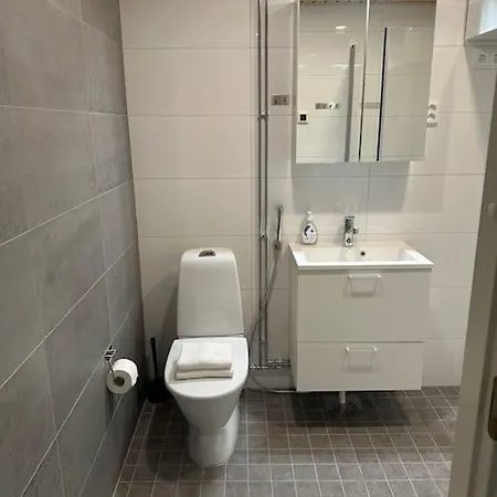 New In Great Location 탐페레